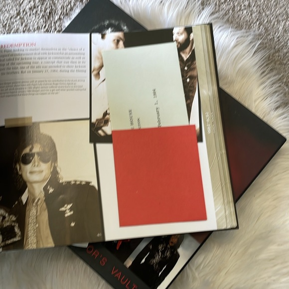 Michael Jackson A Tribute to the King of Pop Platinum Edition Collector’s Vault - Picture 3 of 7